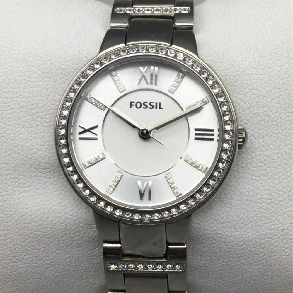 Fossil Womens Watch 29mm Silver Tone Crystals Stainless ES3292 New Battery 6.25